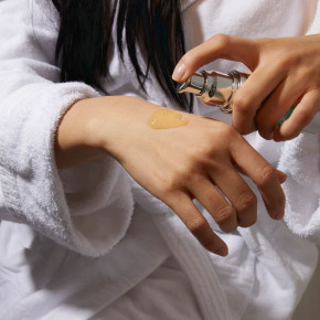 Kleem Organics, ночная сыворотка, корректирующая темные пятна, 30 мл (1 жидк. унция) в Москве - eco-herb.ru | изображение Kleem Organics, ночная сыворотка, корректирующая темные пятна, 30 мл (1 жидк. унция) в Москве - eco-herb.ru | фото